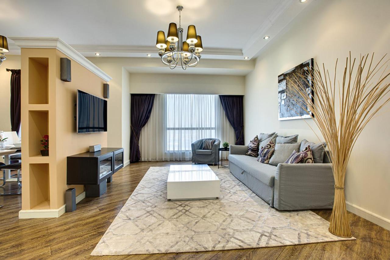 Stunning Sea View Apartment In Jbr Dubai Exterior photo