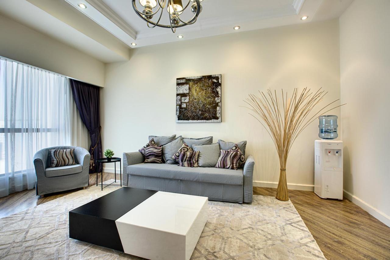 Stunning Sea View Apartment In Jbr Dubai Exterior photo
