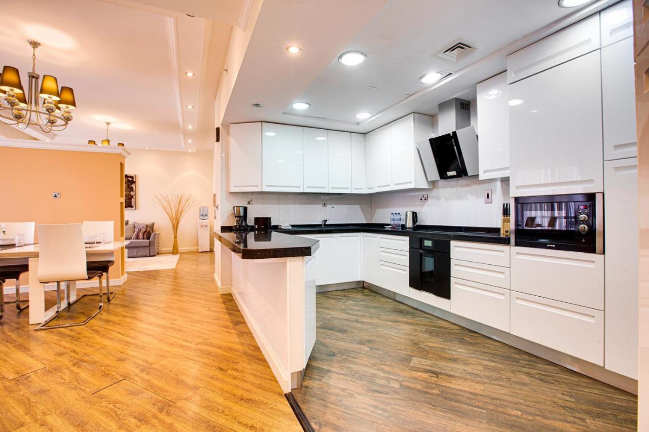 Stunning Sea View Apartment In Jbr Dubai Exterior photo
